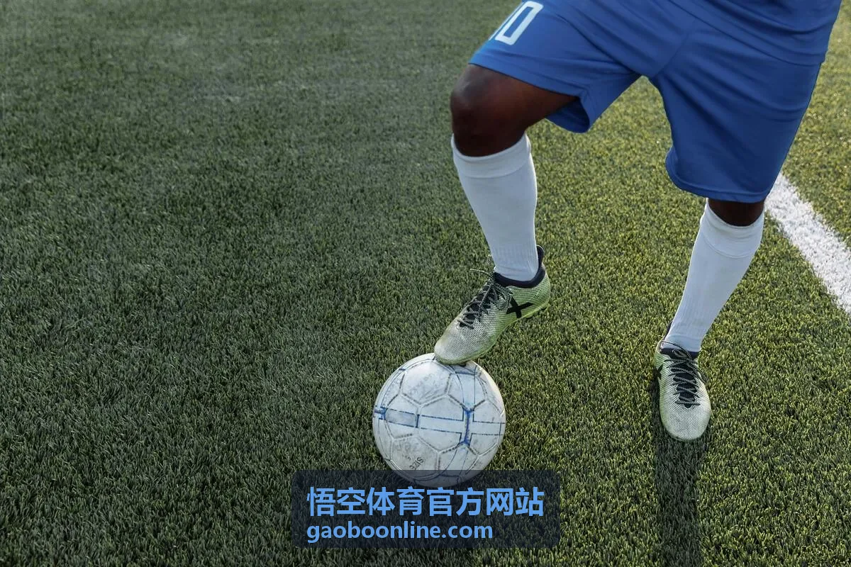 悟空体育官方网站羽毛球挥拍训练课程实拍